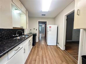 407 Bremond Street - Photo 10