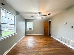 407 Bremond Street - Photo 11