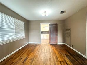 407 Bremond Street - Photo 7