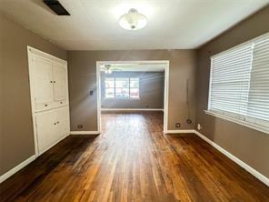 407 Bremond Street - Photo 8