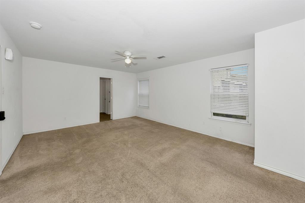 6021 Lucas Court - Photo 10
