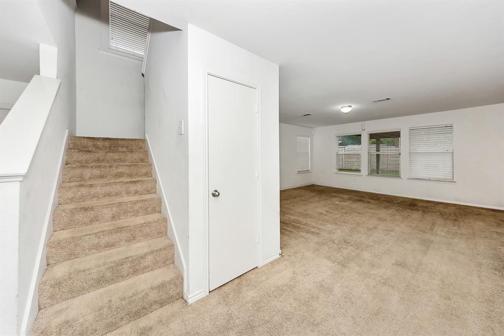 6021 Lucas Court - Photo 14