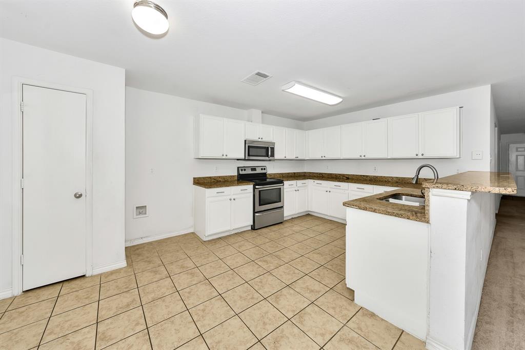 6021 Lucas Court - Photo 18