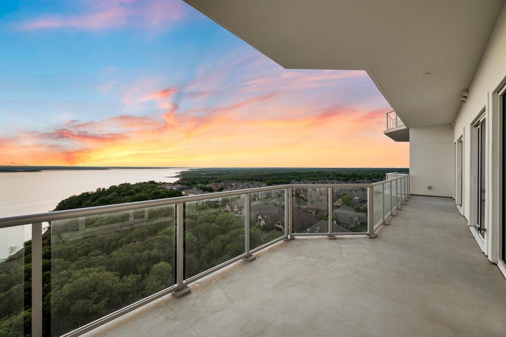 2800 Lakeside Parkway - Photo 35