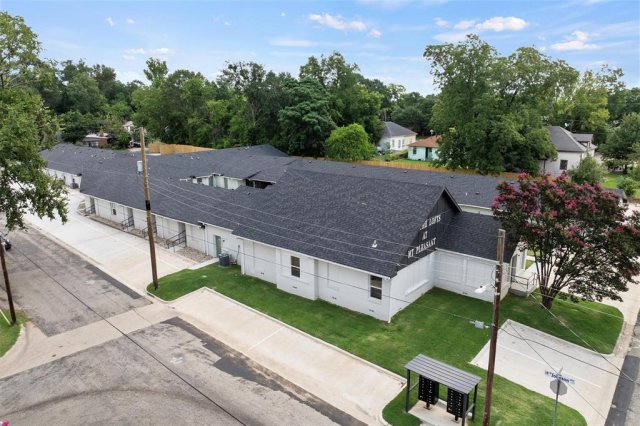 316 W 7th Street