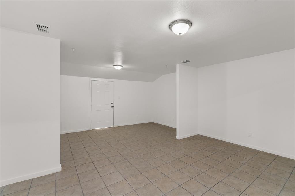 316 W 7th Street - Photo 20