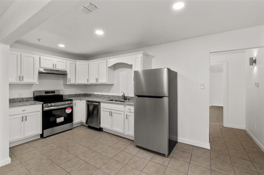 316 W 7th Street - Photo 23
