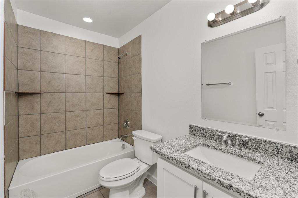 316 W 7th Street - Photo 29