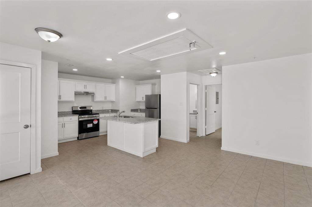316 W 7th Street - Photo 33