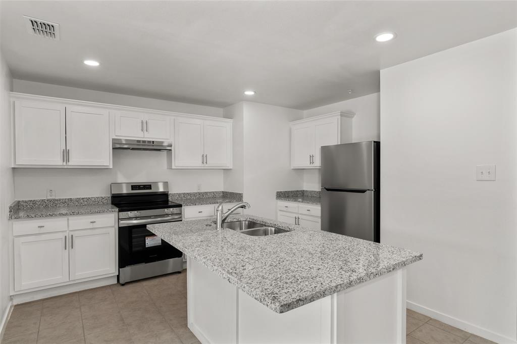 316 W 7th Street - Photo 34