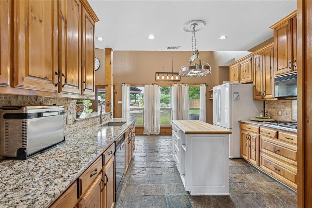 6251 Hayes Road - Photo 13