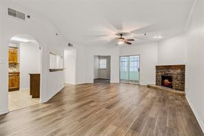1010 Allen Street - Photo 4
