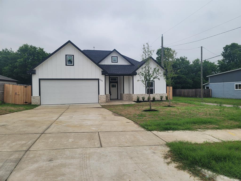625 Atlanta Street - Photo 1