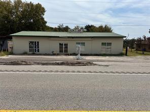 937 S State Highway 19 - Photo 2