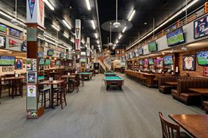 20 N Plaza - Photo 3