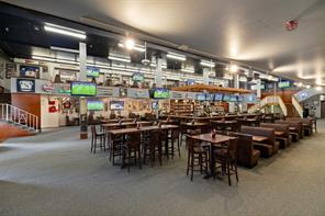 20 N Plaza - Photo 4