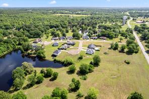 2835 Kingfisher Lane - Photo 4
