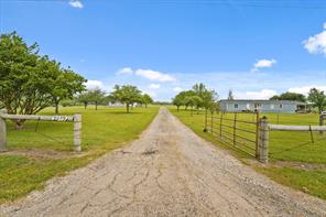 2099 County Road 655 - Photo 4