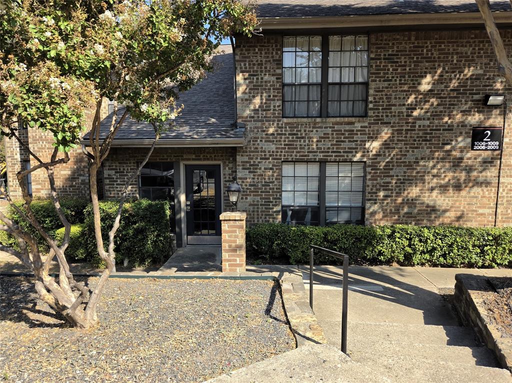 15889 Preston Road - Photo 1