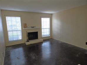 15889 Preston Road - Photo 4