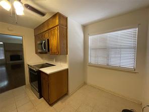 306 S Arnold Street - Photo 13