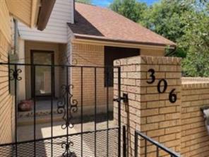 306 S Arnold Street - Photo 2