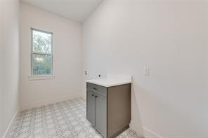 444 Waters Edge Drive - Photo 13