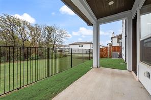 444 Waters Edge Drive - Photo 23