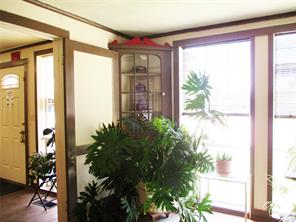 103 E Denison Avenue - Photo 5