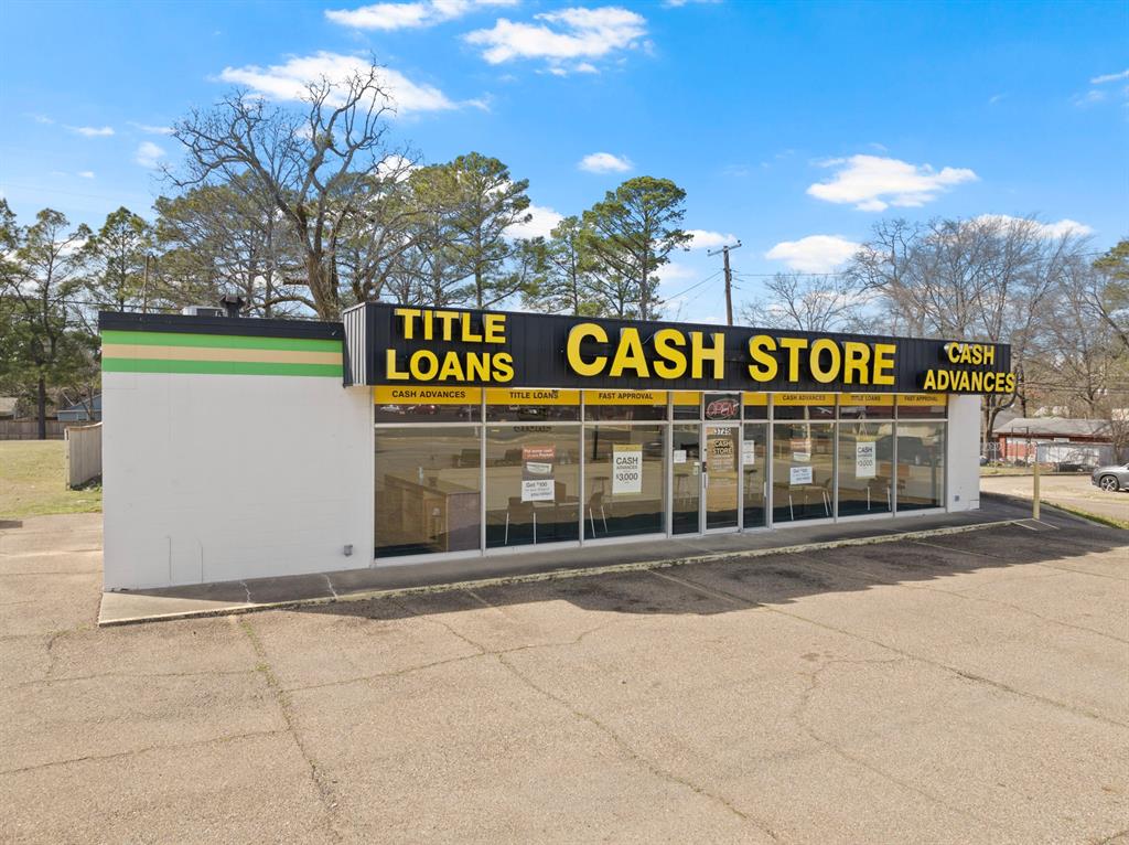 3725 N State Line Avenue - Photo 1
