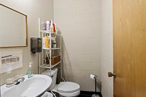 3725 N State Line Avenue - Photo 9