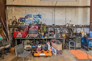 10806 FM 1570 - Photo 27