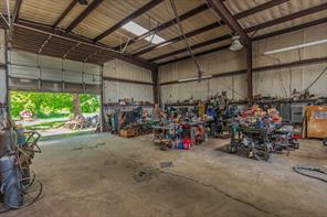 10806 FM 1570 - Photo 5