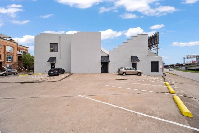 2909 San Jacinto