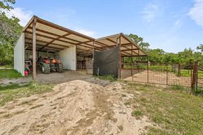 493 Private Road 1673 - Photo 34