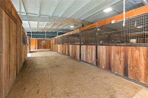 8016 E US HWY 82 - Photo 14