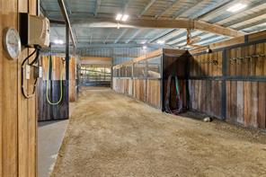 8016 E US HWY 82 - Photo 15