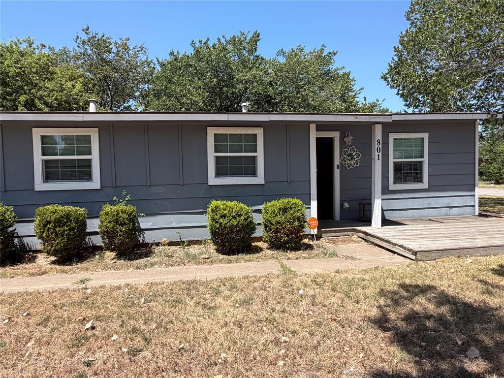 801 Grande Drive - Photo 1