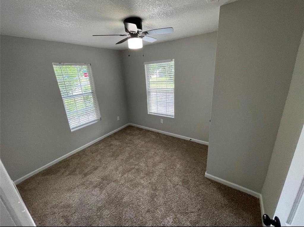 2722 Hector Street - Photo 10