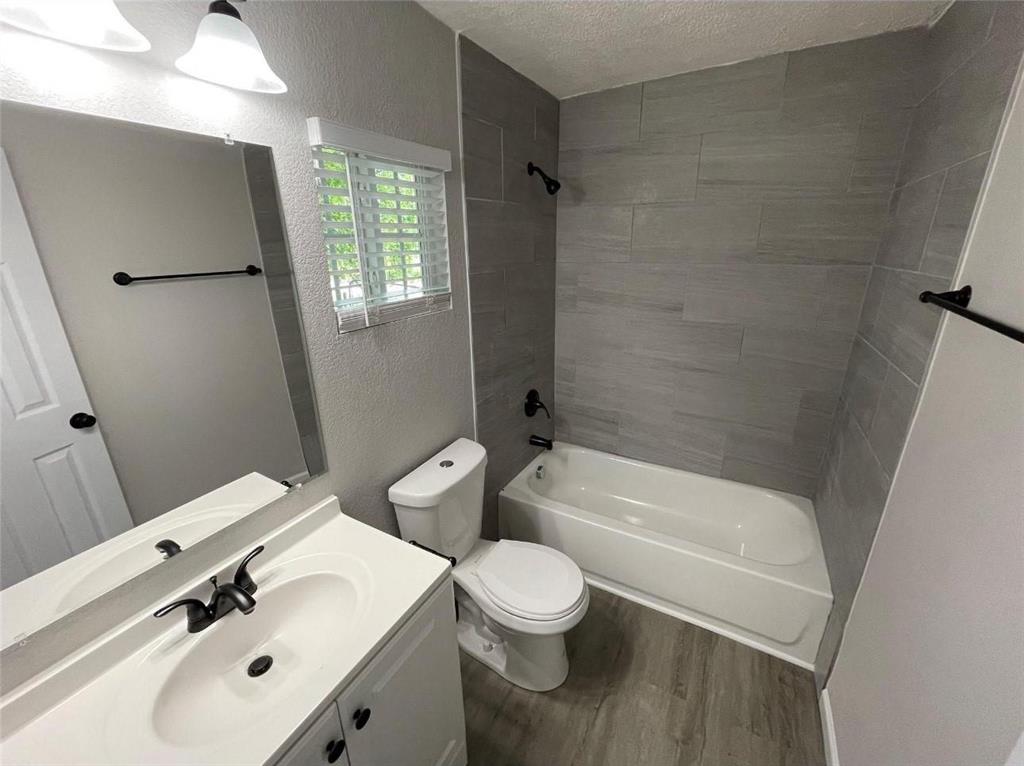 2722 Hector Street - Photo 7
