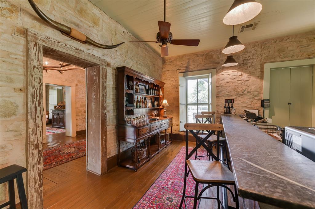 802 S Austin Street - Photo 12