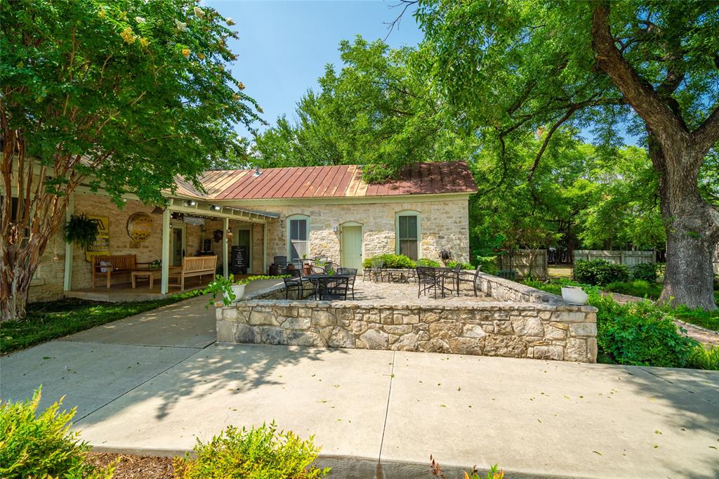 802 S Austin Street - Photo 4