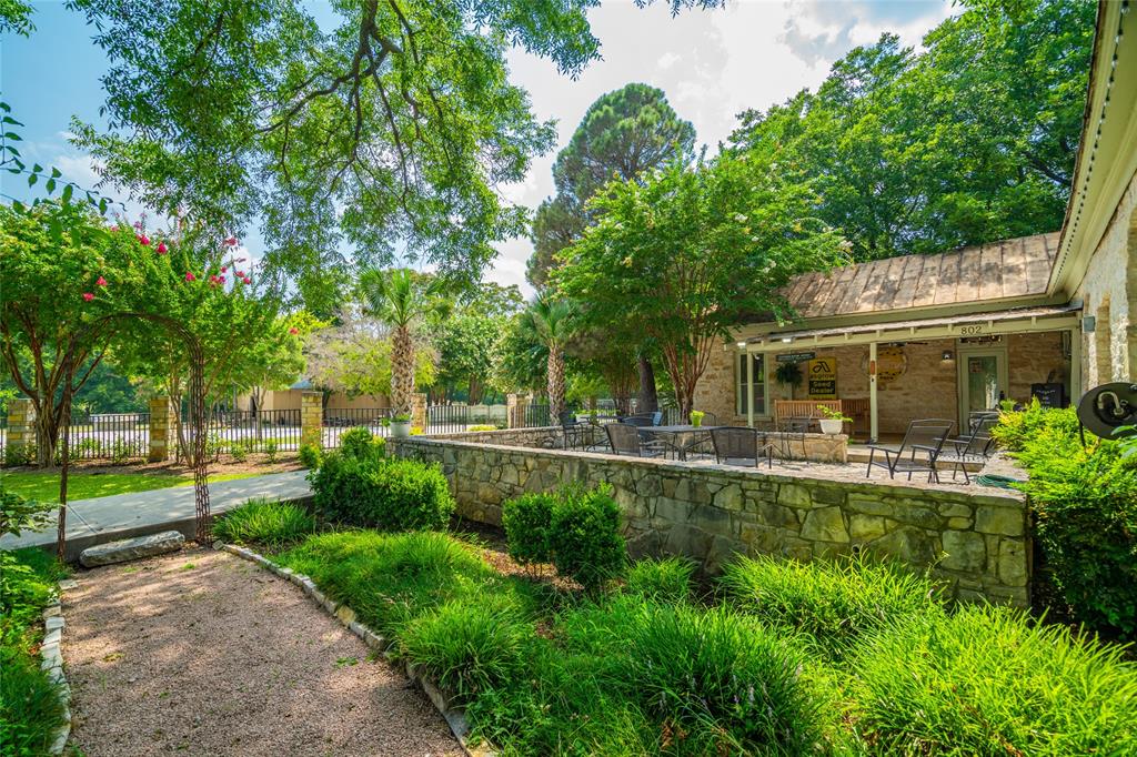802 S Austin Street - Photo 6