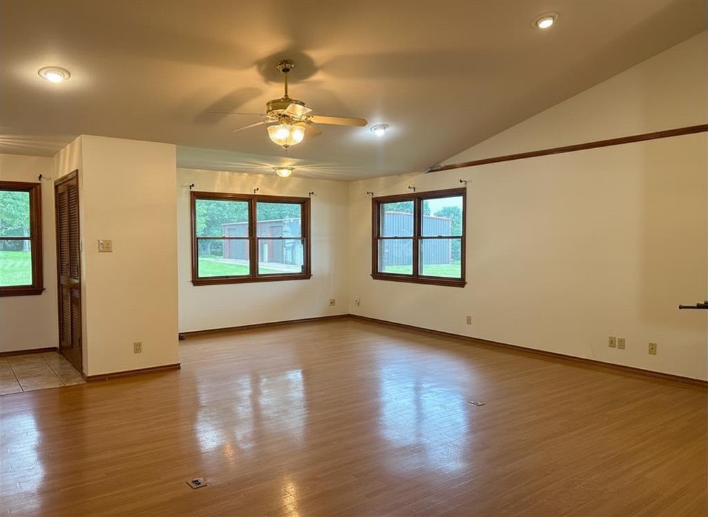 476 Private Road 7326 - Photo 20