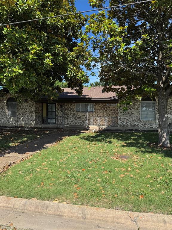 711 S Farmington Road - Photo 2