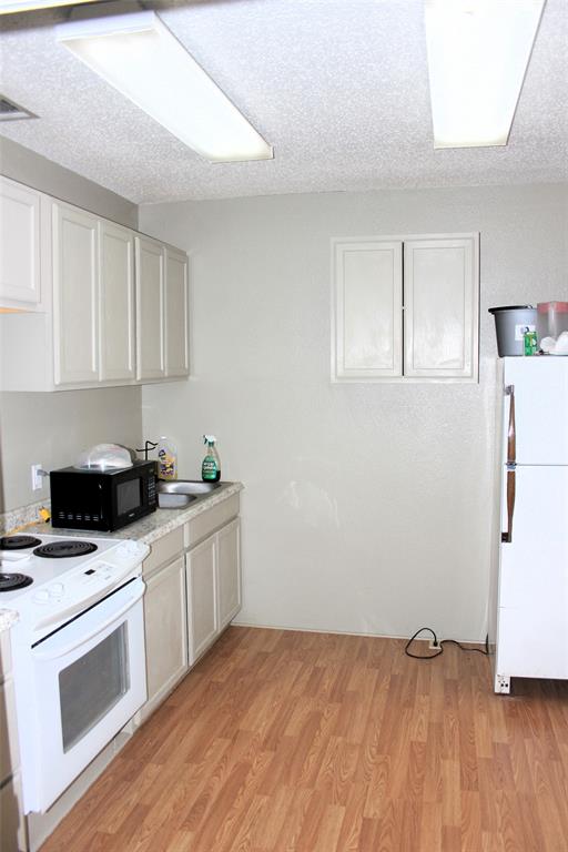 101 E Wallace Street - Photo 8
