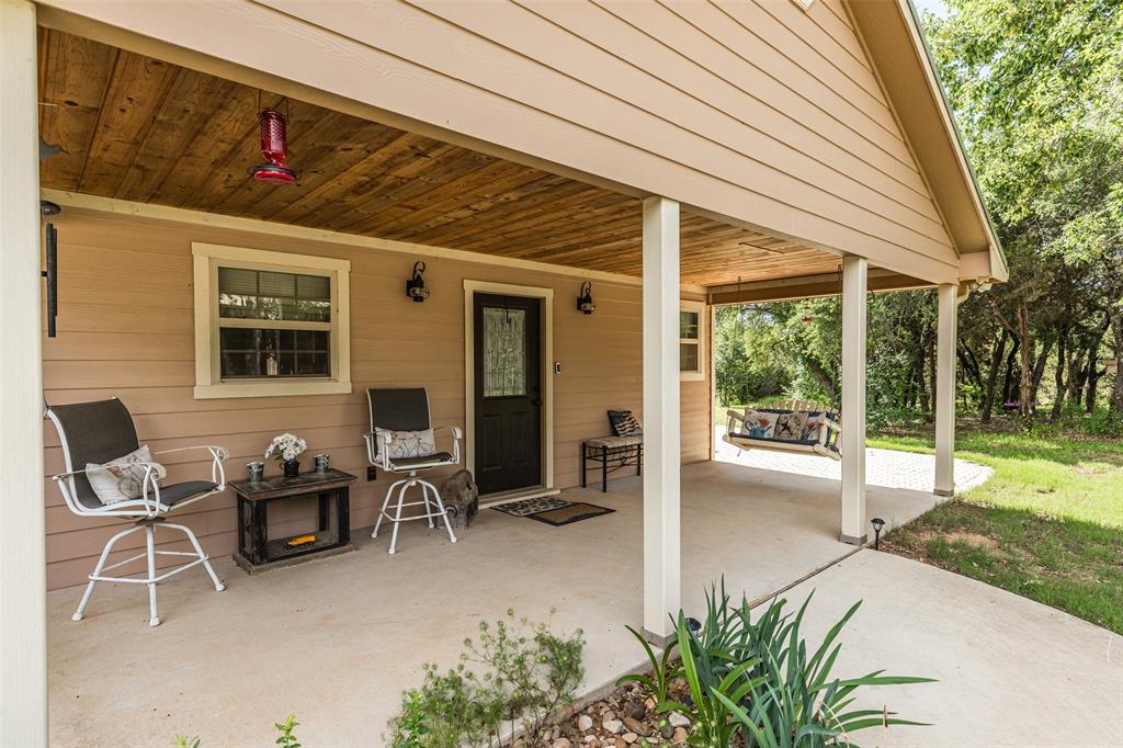 420 Private Road 1400 E - Photo 8