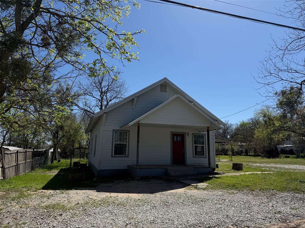 602 W Walcott Avenue - Photo 1