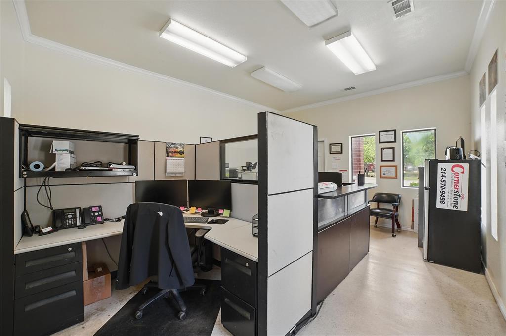 610 W Simonds Road - Photo 14