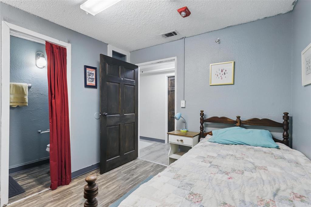 1915 N Wilhite Street - Photo 10
